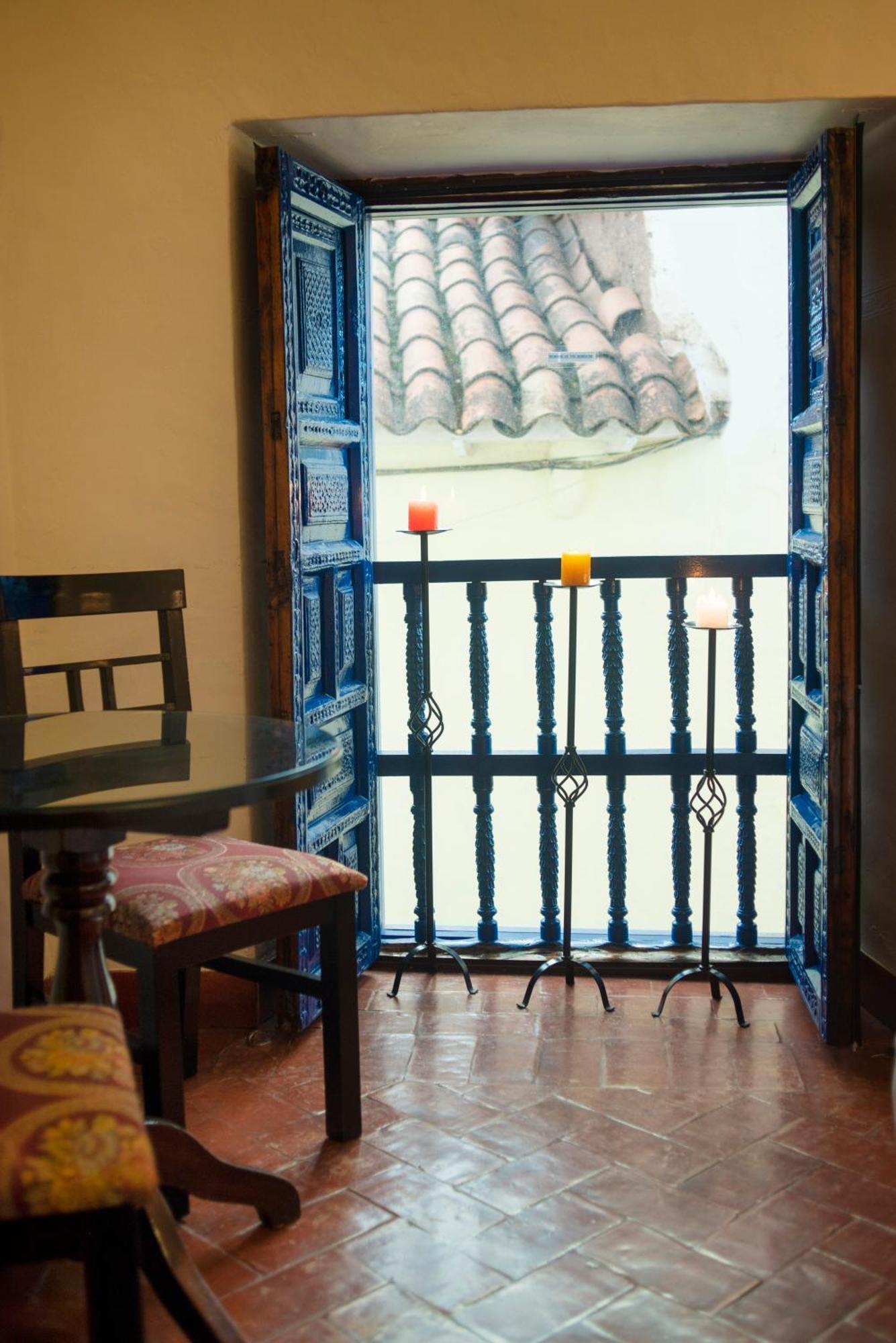Rumi Wasi Cuzco Buitenkant foto