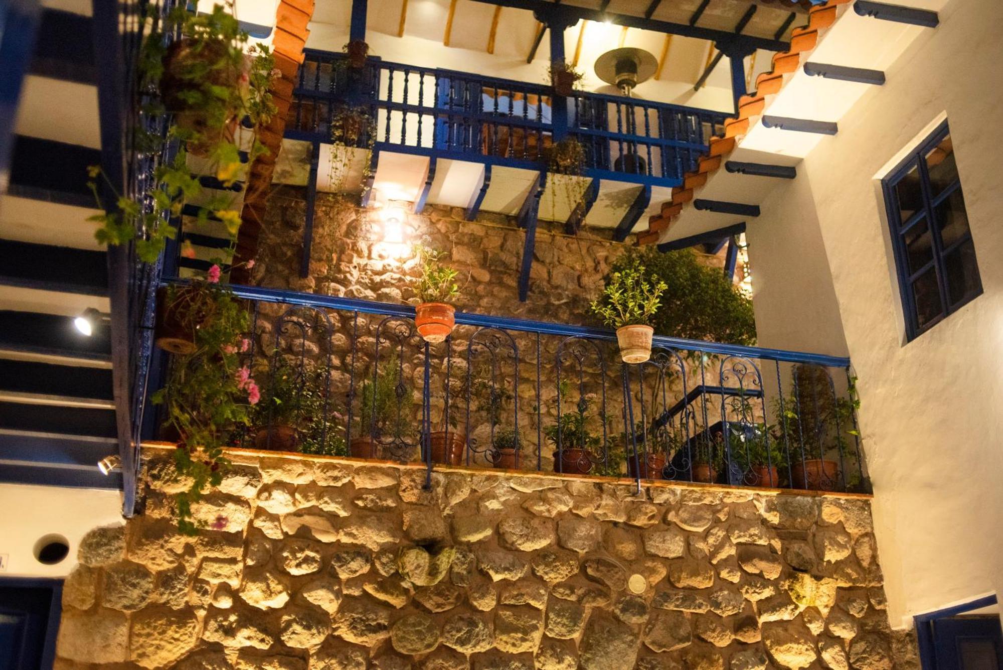 Rumi Wasi Cuzco Buitenkant foto